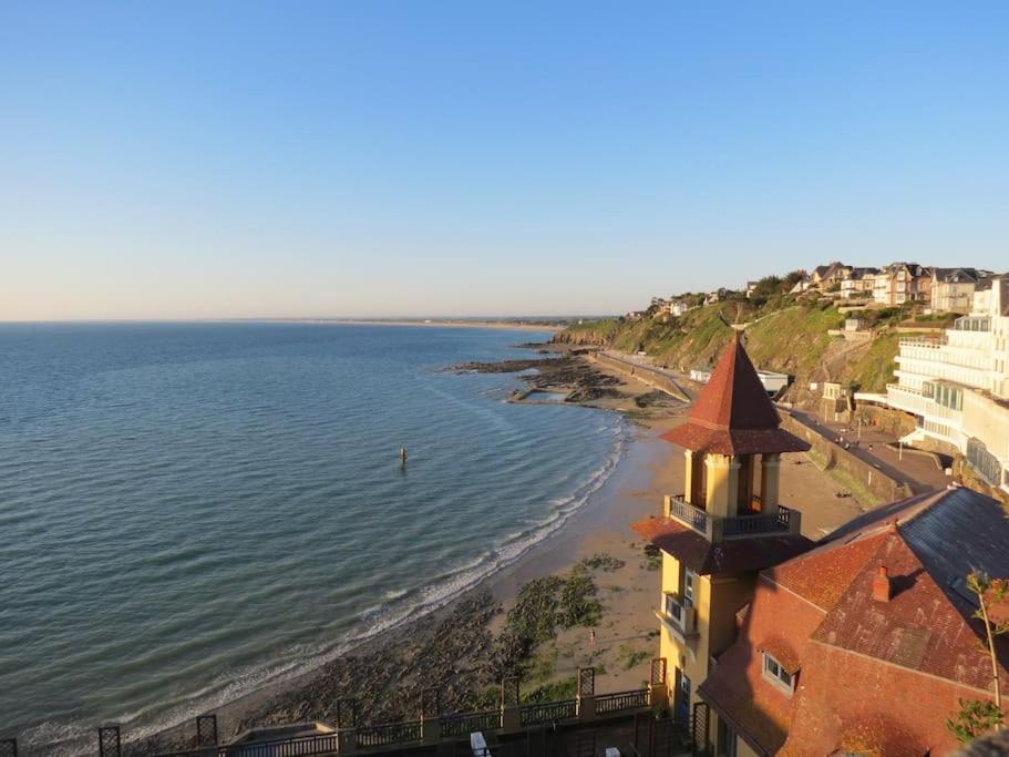 Maison Vue Sur Le Mont Saint Michel Et Sa Baie Champeaux Dış mekan fotoğraf
